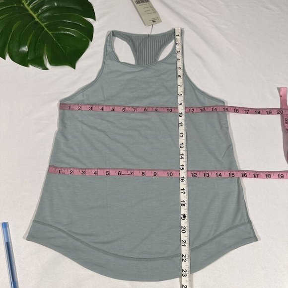 NWT $68 Sweaty Betty [ XXS ] Breathe Easy Run Tank Top in Mist Blue‎ - Picture 2 of 13